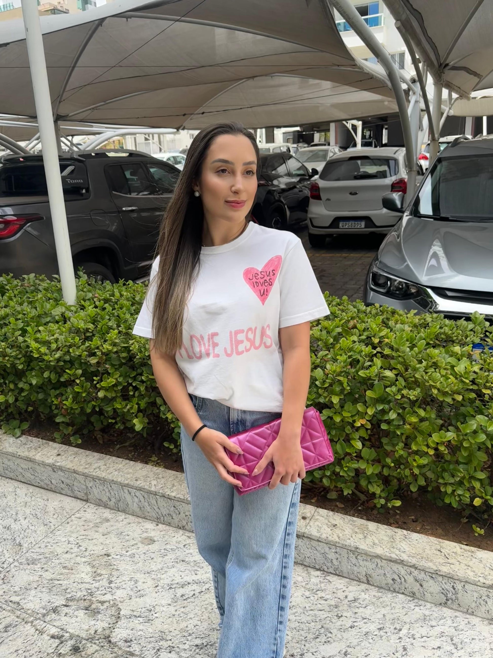 TEE OVERSIZED 'JESUS LOVES U'