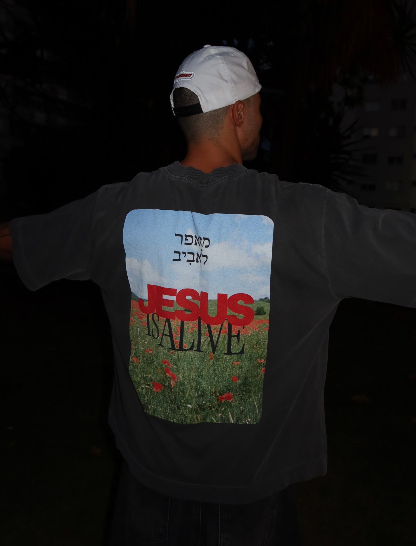 TEE BOXY 'JESUS IS ALIVE'