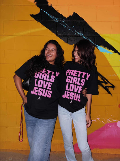 TEE OVERSIZED 'PRETTY GIRLS - INGLÊS'