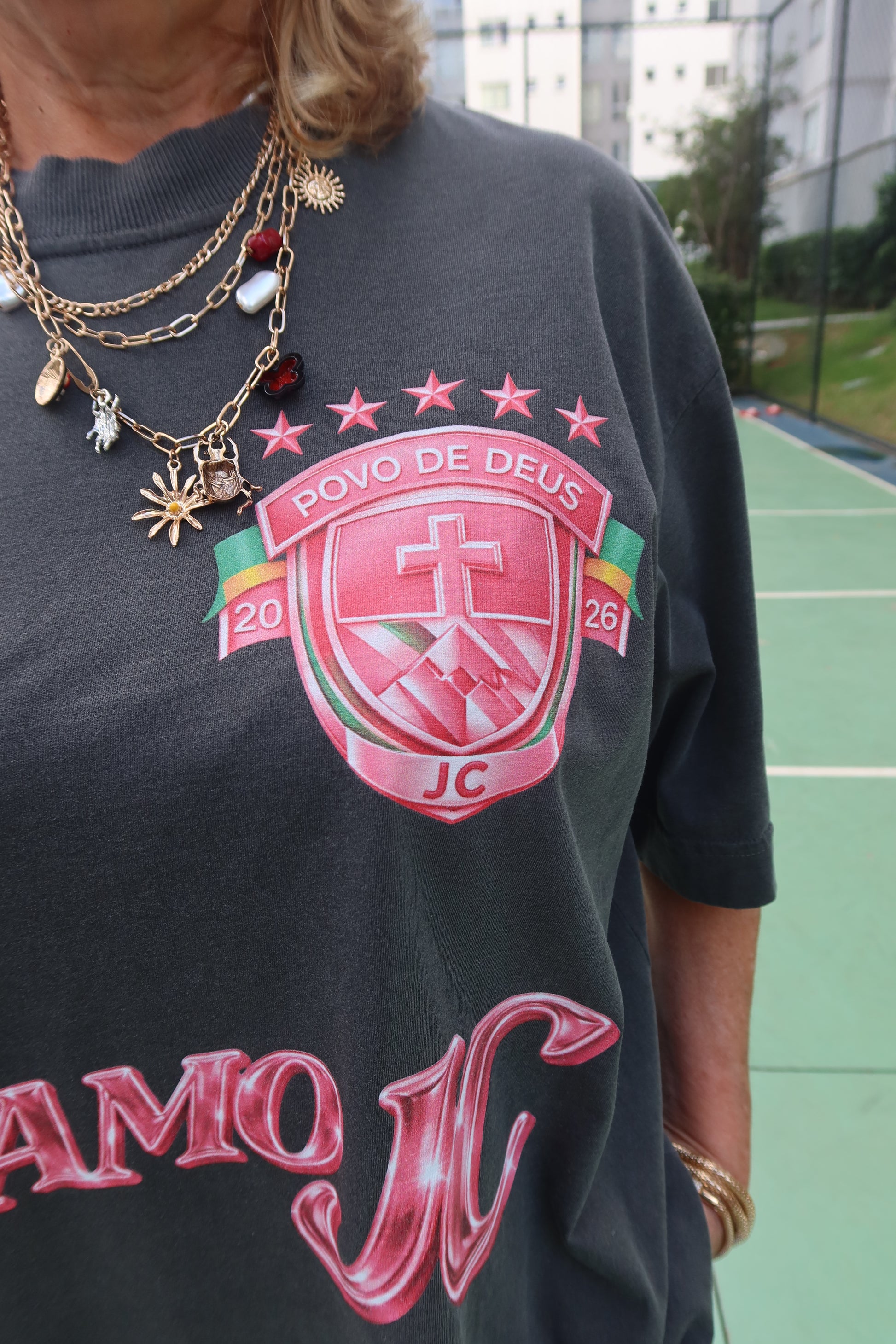 TEE OVERSIZED 'JESUS FC - ROSA'