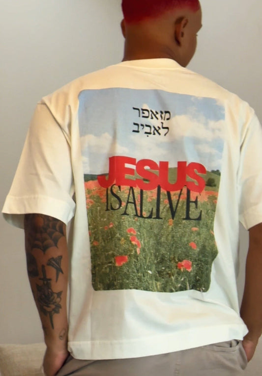 TEE BOXY 'JESUS IS ALIVE'