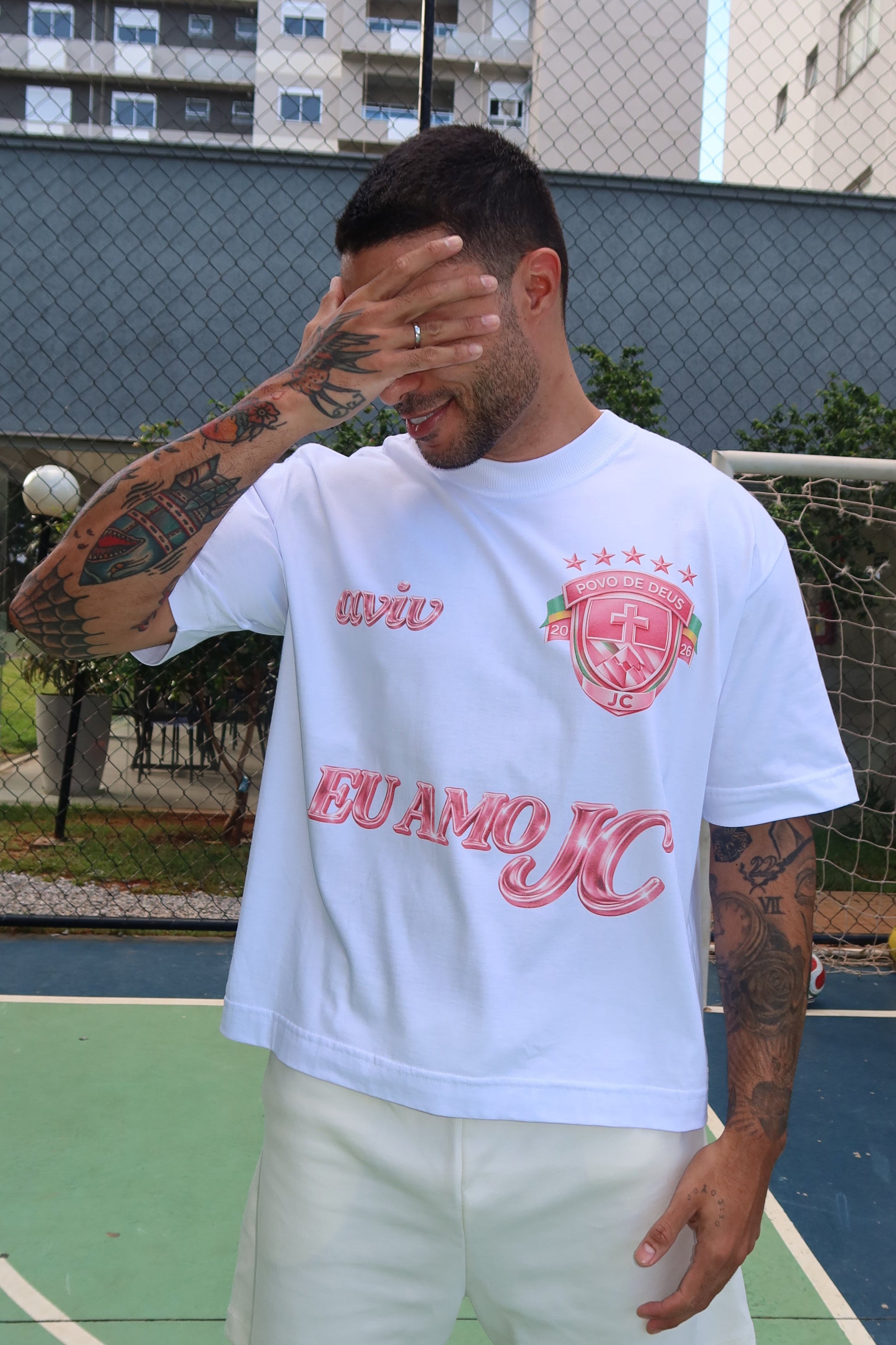 TEE BOXY 'JESUS FC - ROSA'