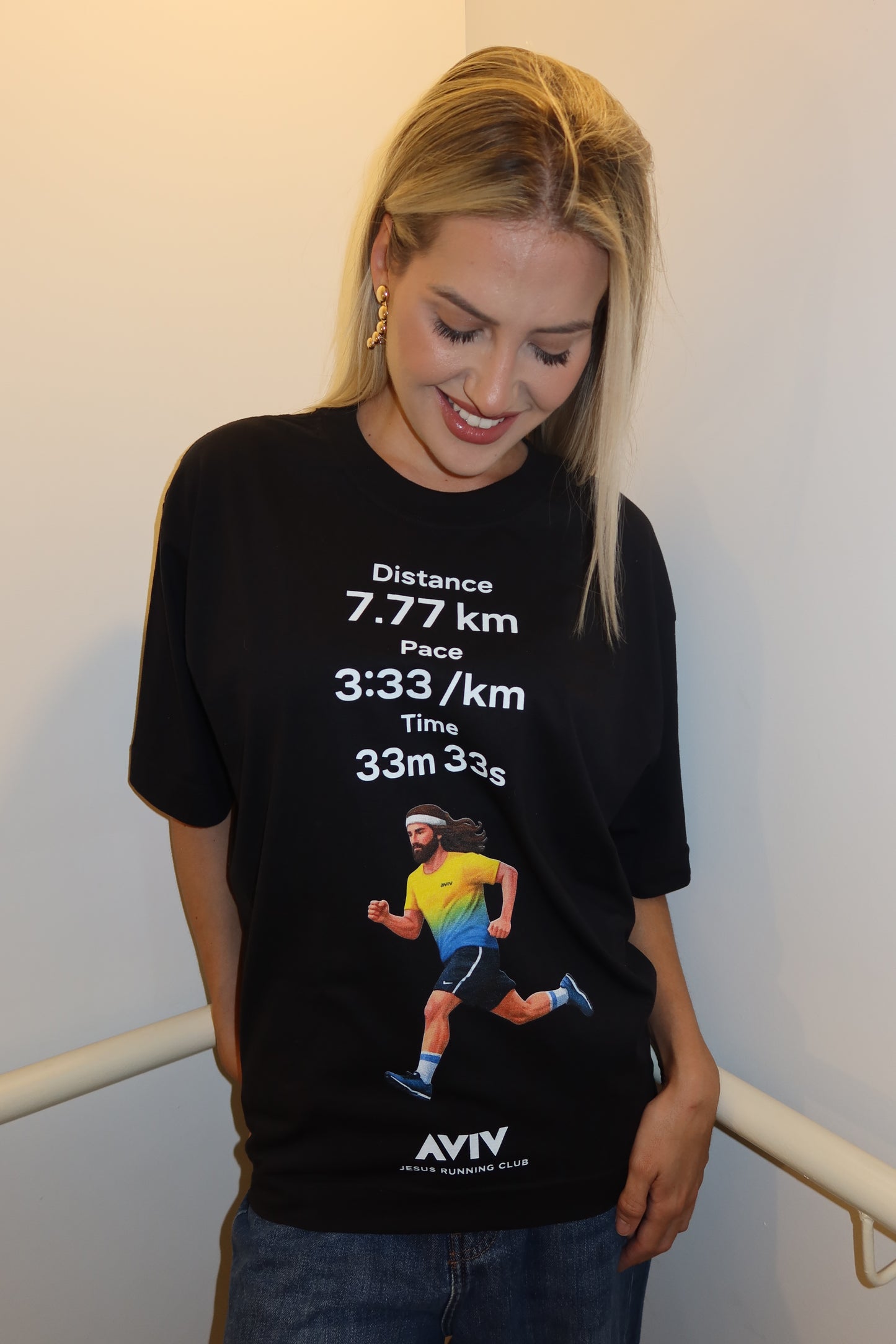 TEE BOXY 'JESUS RUNNING CLUB'