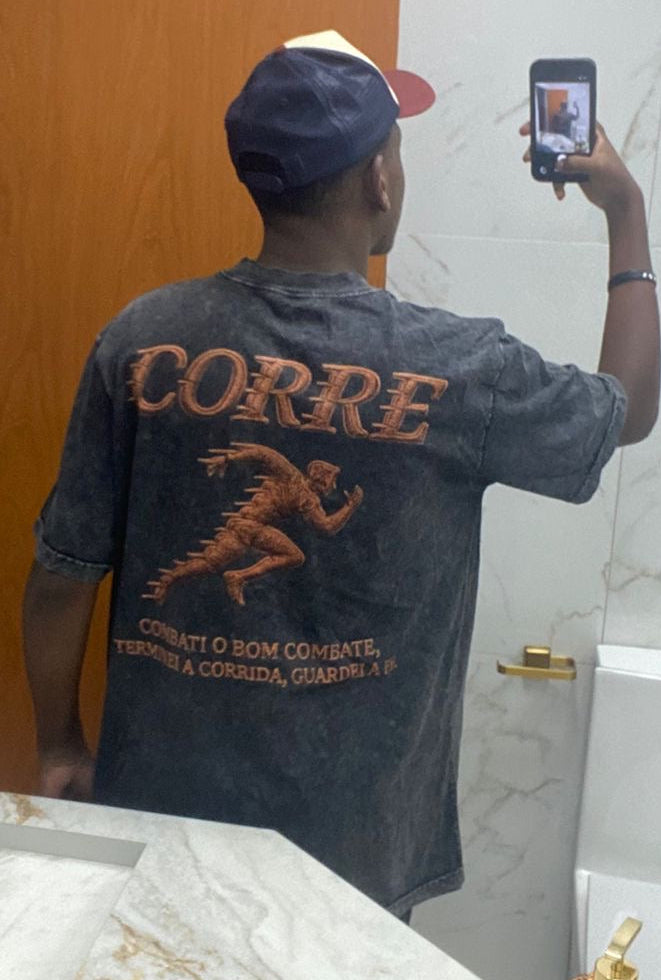 CAMISETA OVERSIZED 'RUN' [FRENTE E COSTAS]