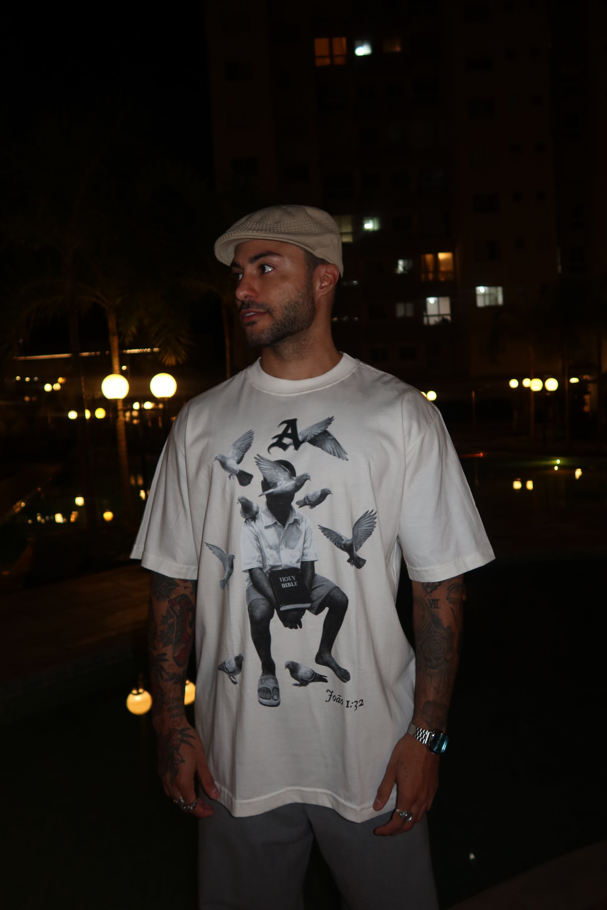 CAMISETA OVERSIZED 'HOLY SPIRIT'