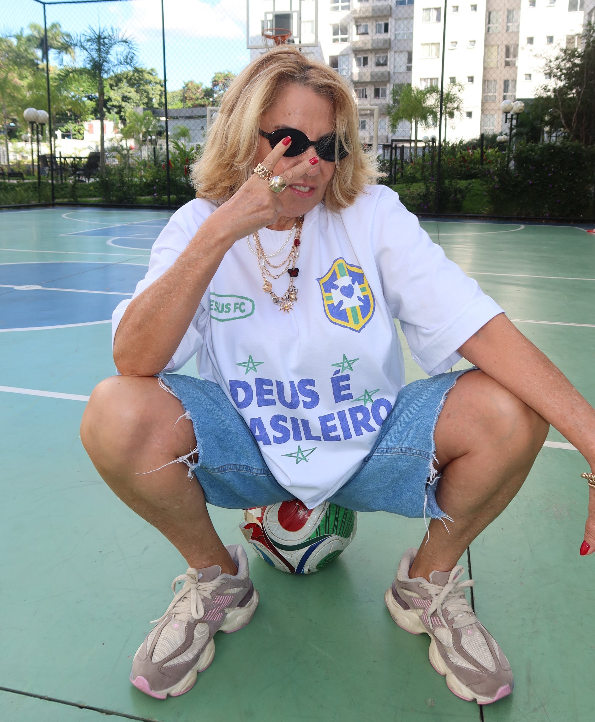 TEE BOXY 'DEUS É BRASILEIRO'