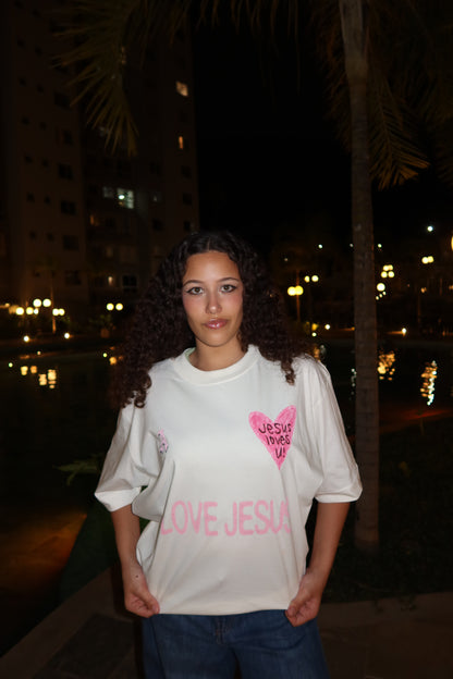 TEE OVERSIZED 'JESUS LOVES U'