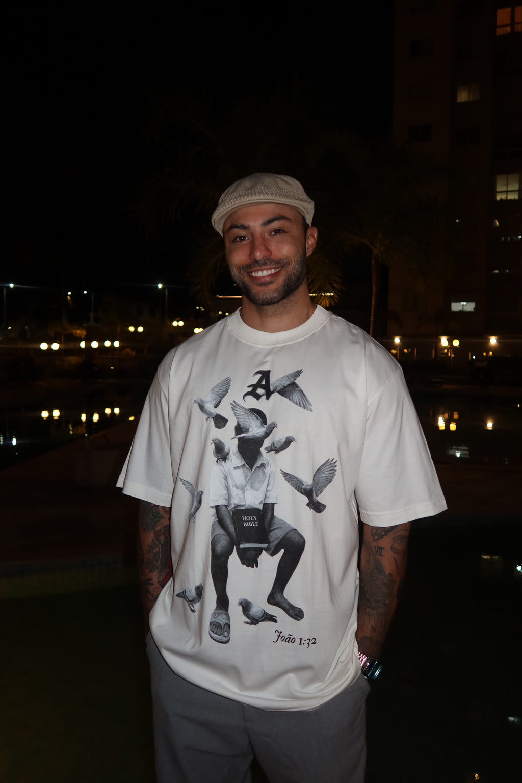 CAMISETA OVERSIZED 'HOLY SPIRIT' [FRENTE]