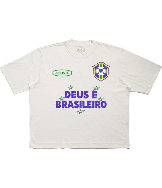 TEE BOXY 'DEUS É BRASILEIRO' - BRANCO