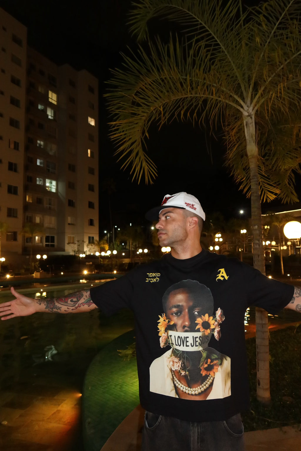 CAMISETA BOXY 'FLORES'