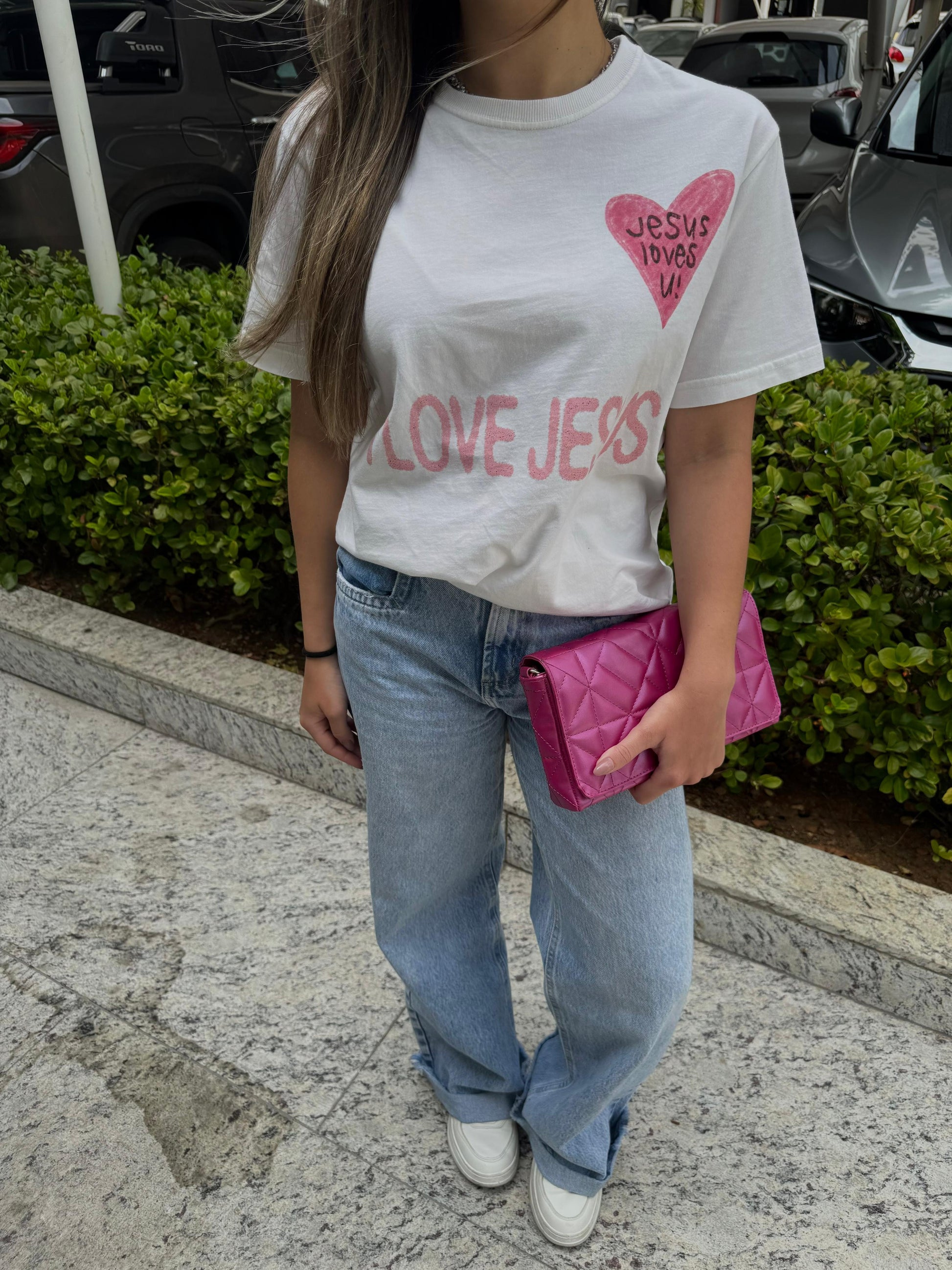 TEE OVERSIZED 'JESUS LOVES U'