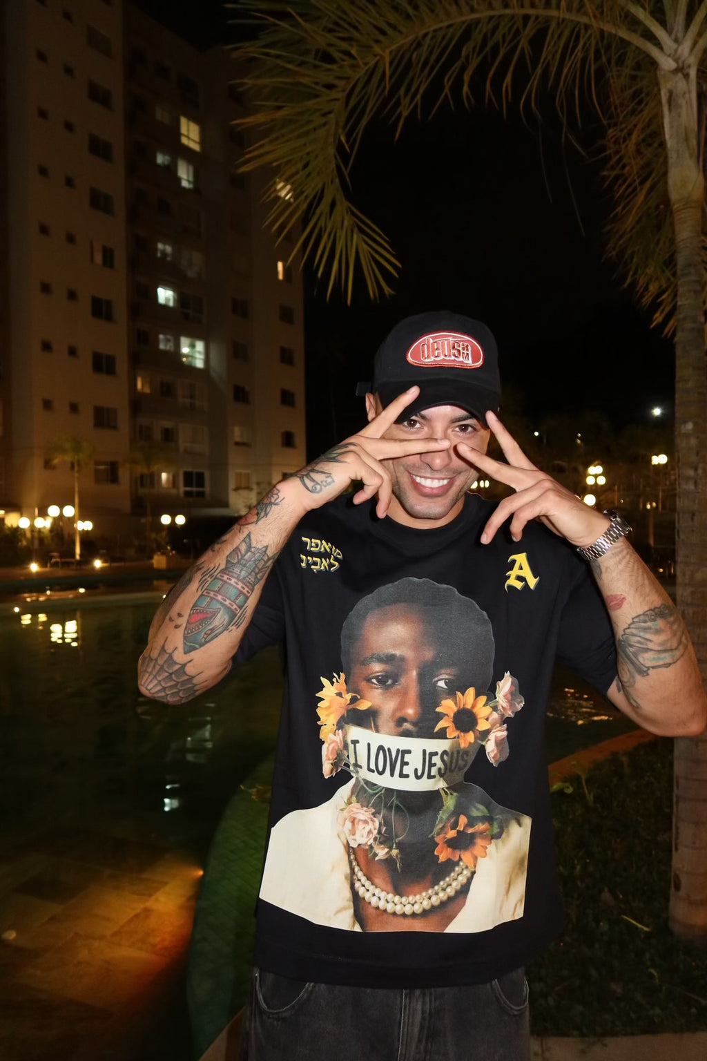 CAMISETA BOXY 'FLORES'