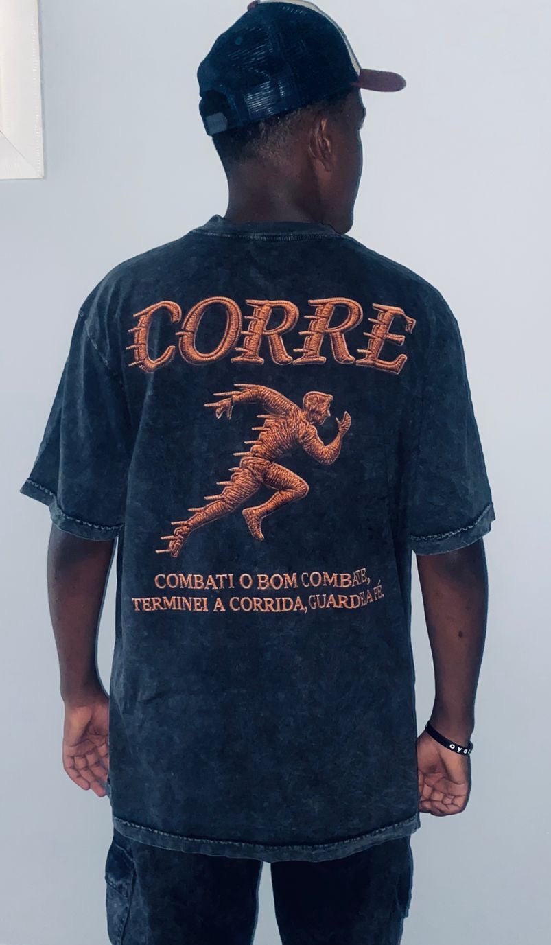 CAMISETA OVERSIZED 'RUN' [FRENTE E COSTAS]