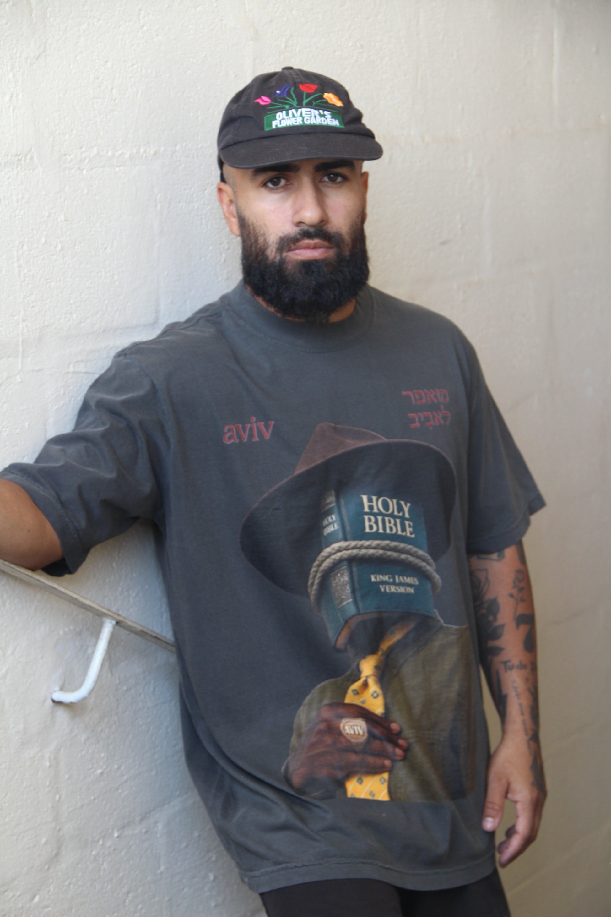 CAMISETA OVERSIZED 'BIBLE FACE' [FRENTE]