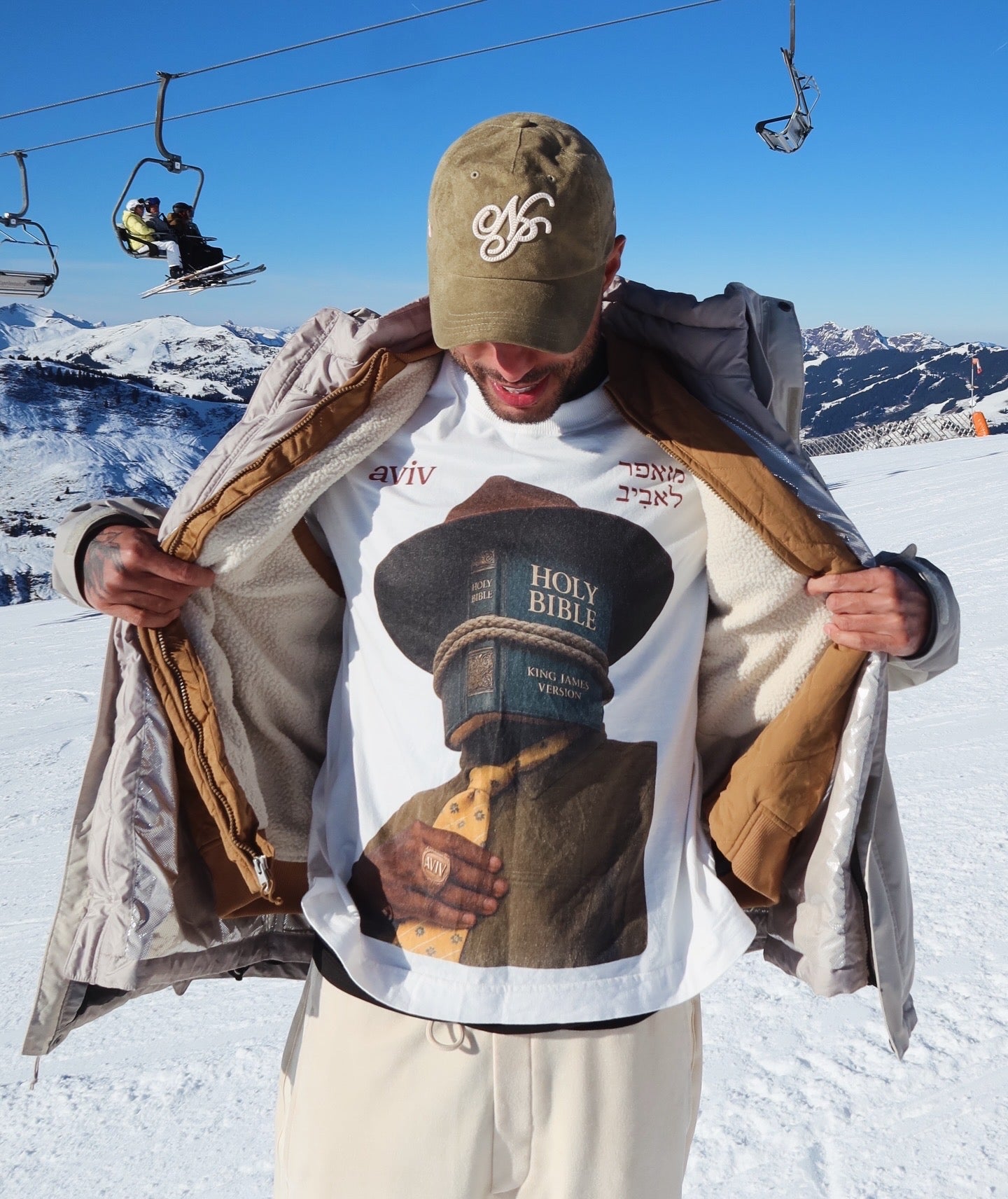 CAMISETA BOXY 'BIBLE FACE' [FRENTE]