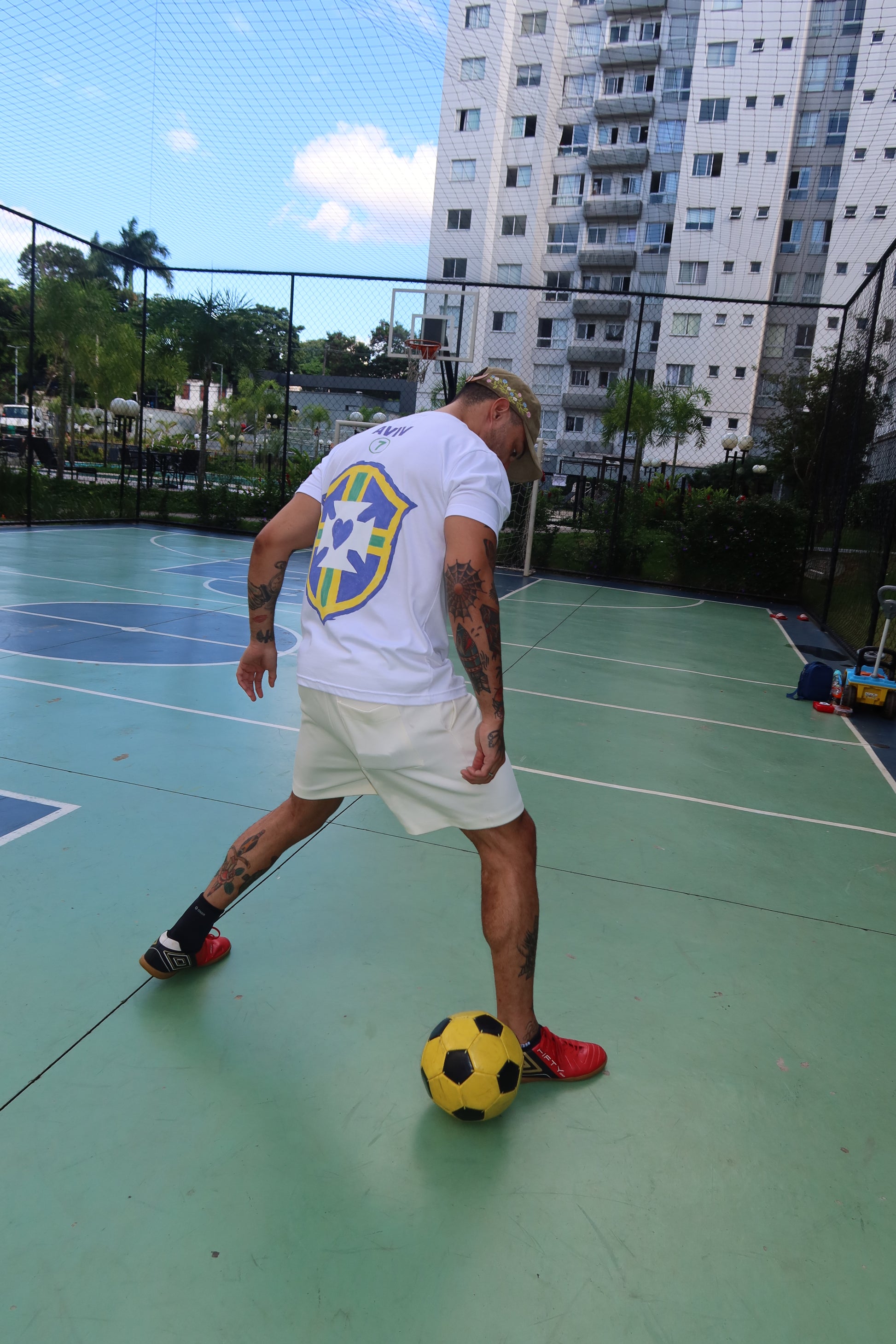 TEE CLÁSSICA 'DEUS É BRASILEIRO'