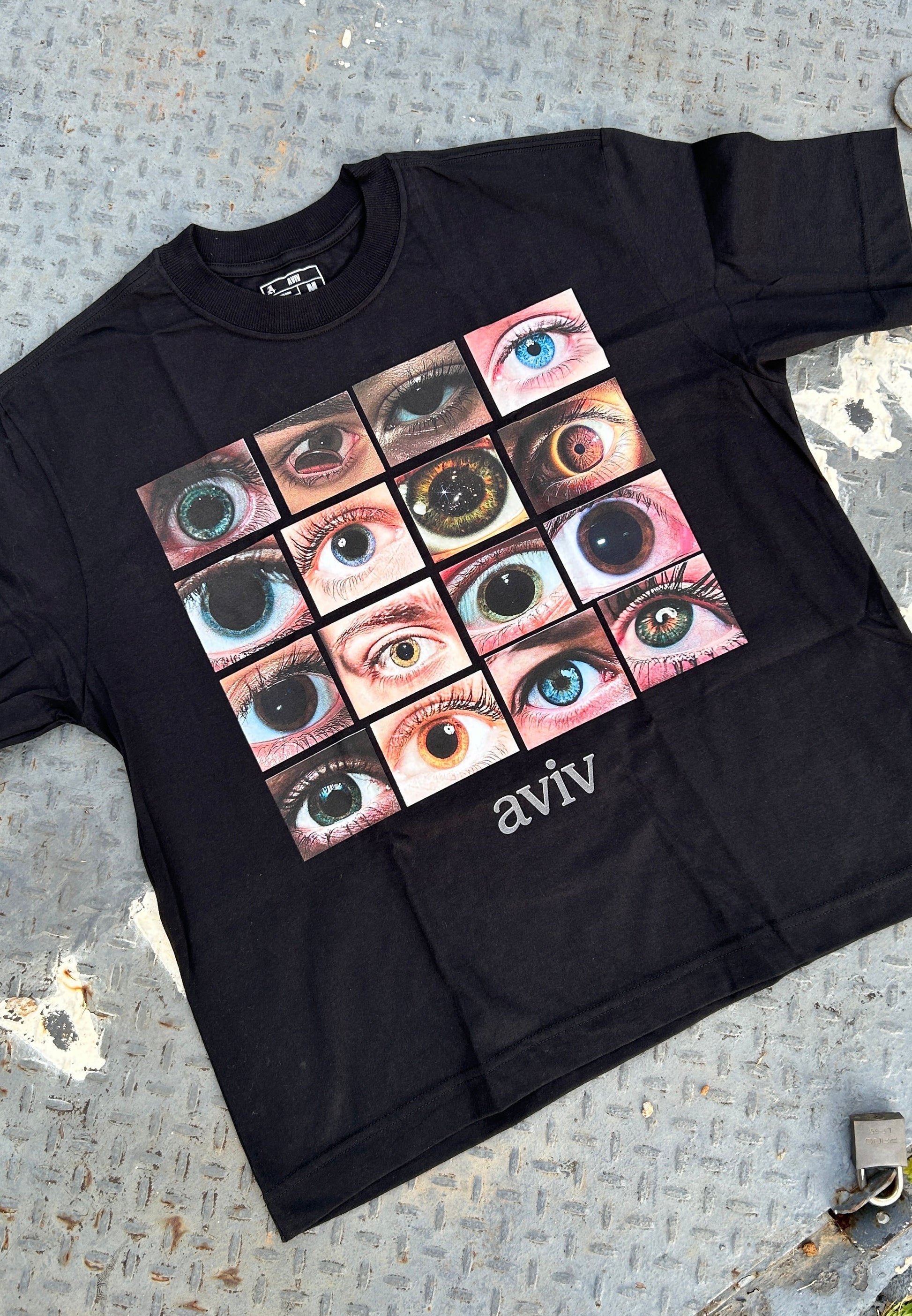 CAMISETA OVERSIZED 'OLHOS' [FRENTE E COSTAS]