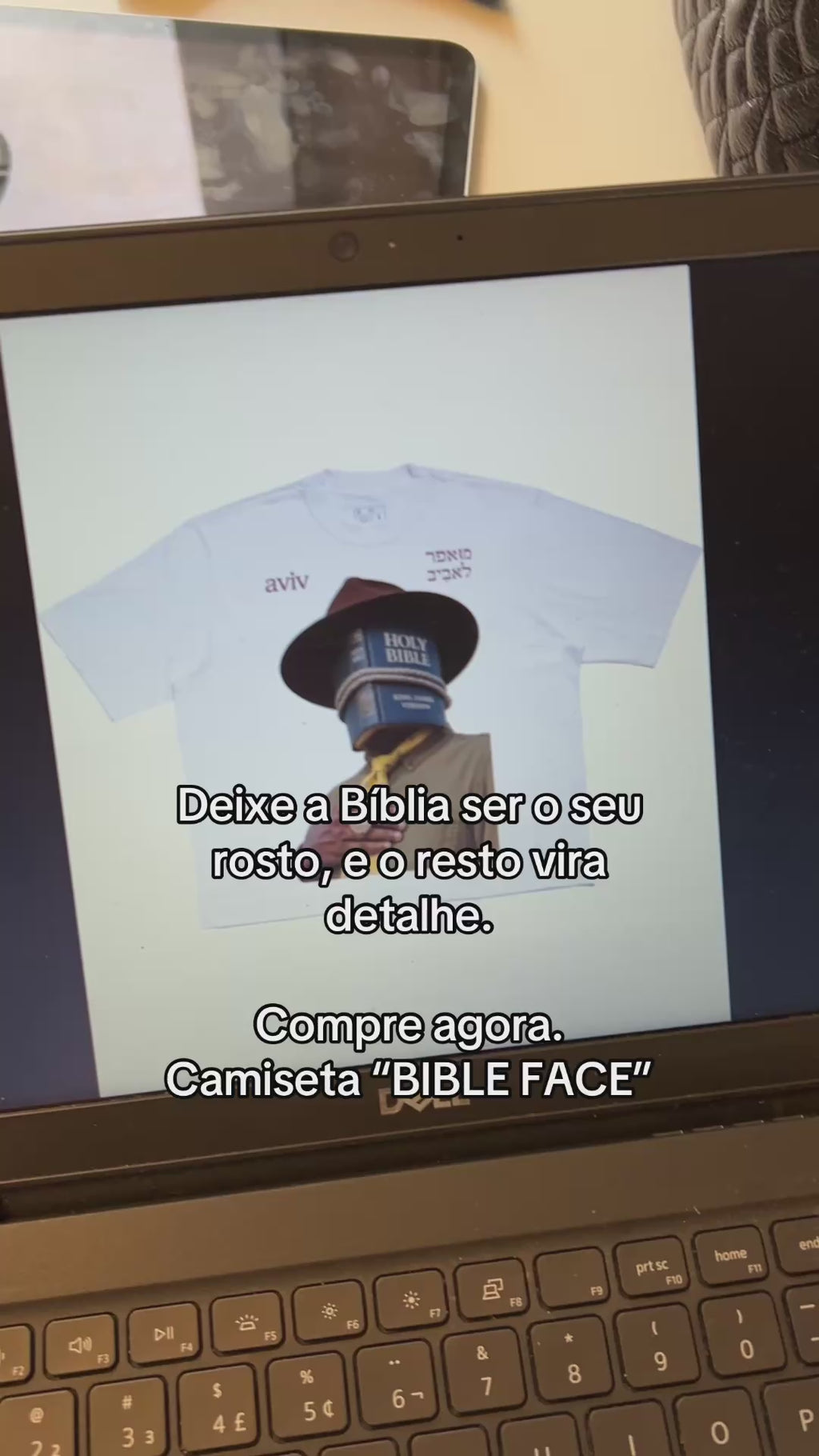 CAMISETA BOXY 'BIBLE FACE' [FRENTE]